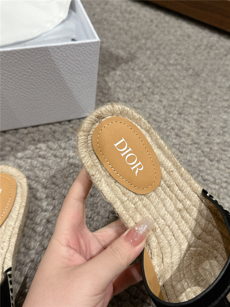 D10r cd suede espadrille slides black