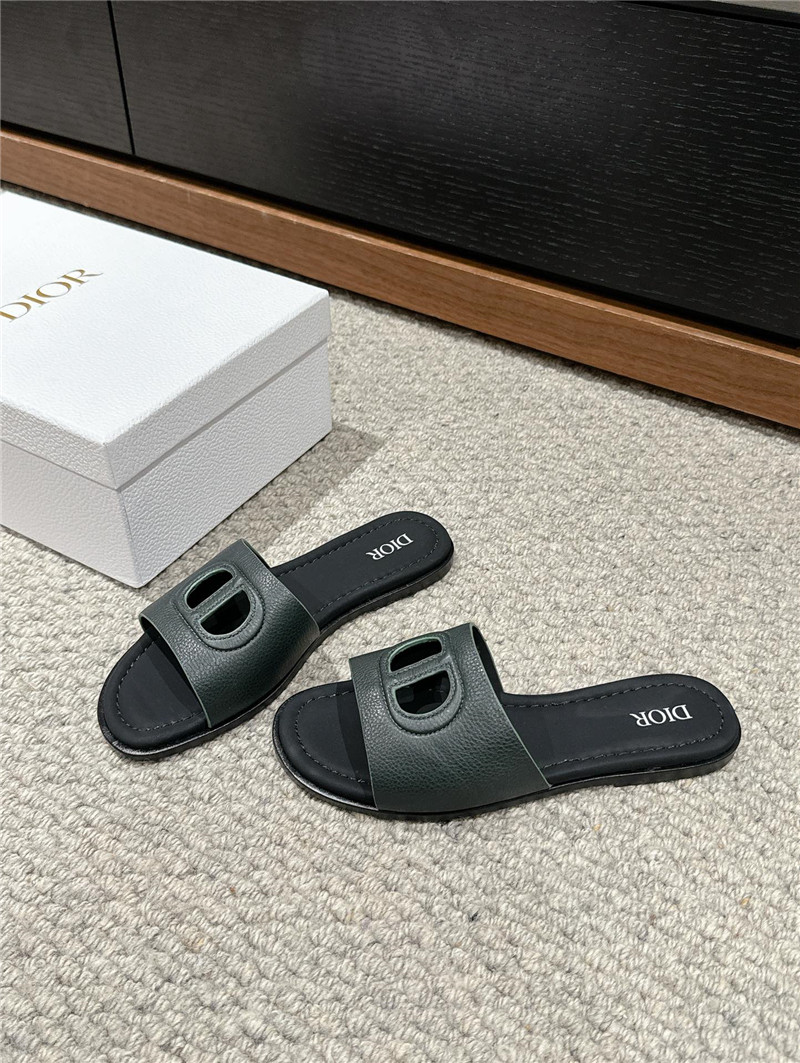 D10r d-club green leather slides