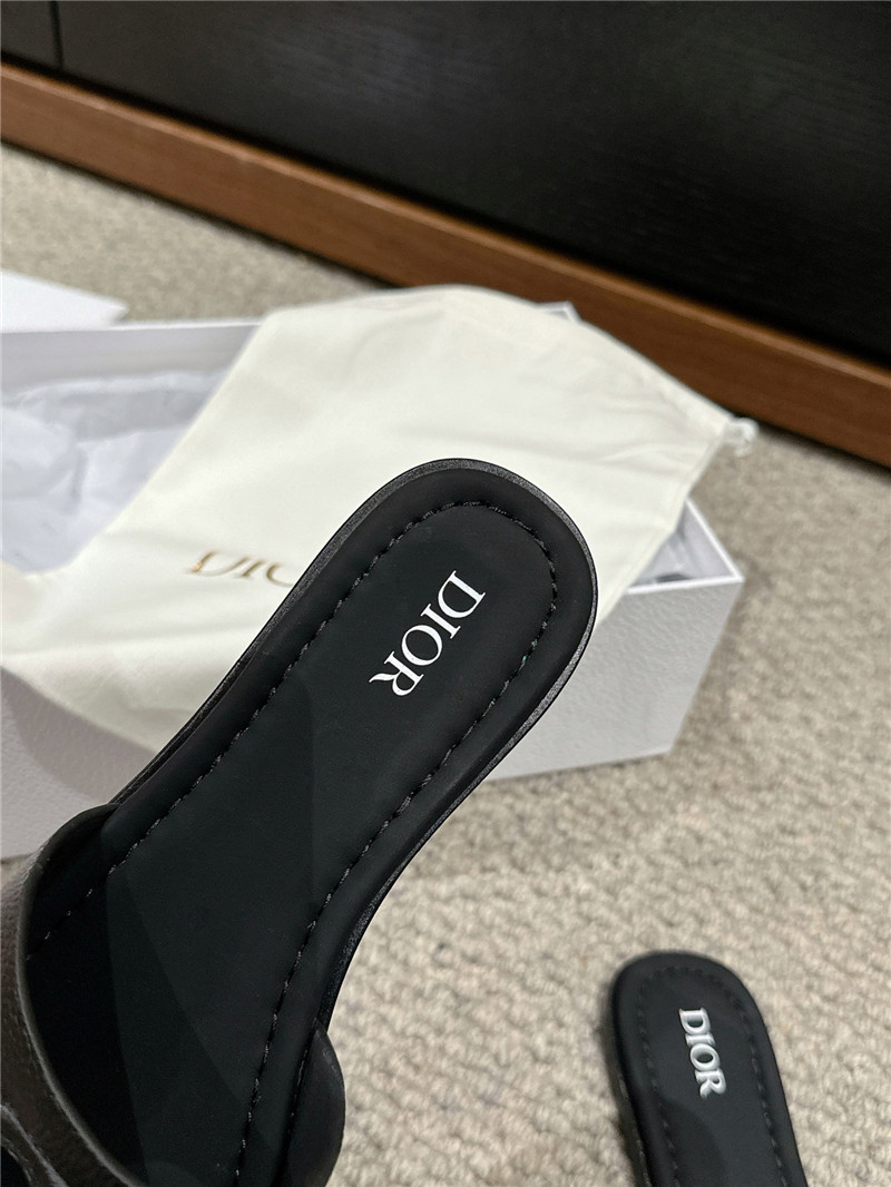 D10r d-club black leather slides