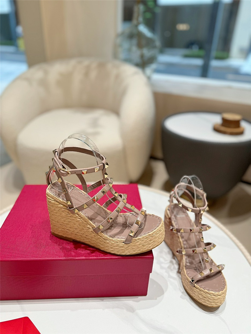 Valentino Garavani Rockstud Wedge Sandals Beige