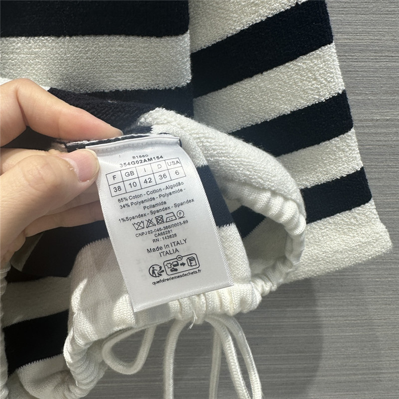 D10r new hooded short sleeve replica designer clothes