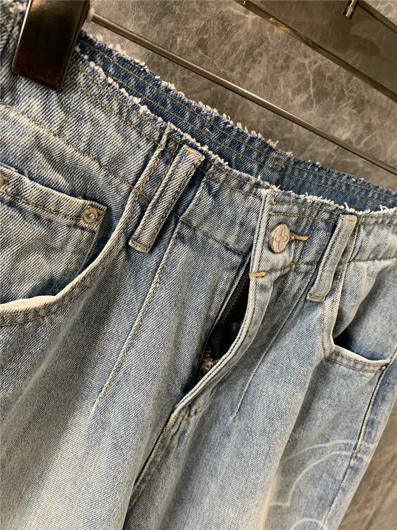 l0vis Vvtt0n lv ripped denim trousers replica clothing