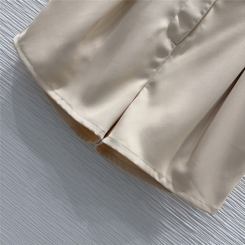 Gvc*1 lapel top + shorts set replica clothes