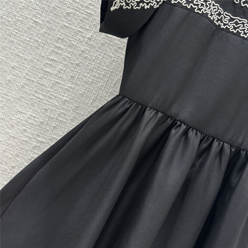 D10r butterfly disc flower embroidery dress replica clothes