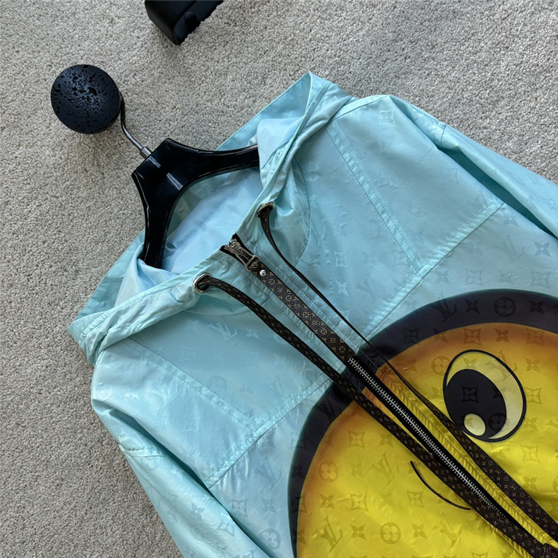 l0vis Vvtt0n lv hooded windbreaker jacket replica clothing