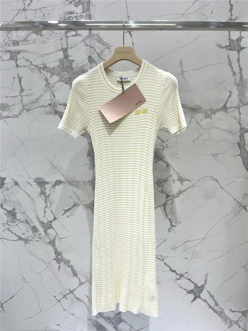 miumiu short sleeve knitted skirt cheap replica designer clothes