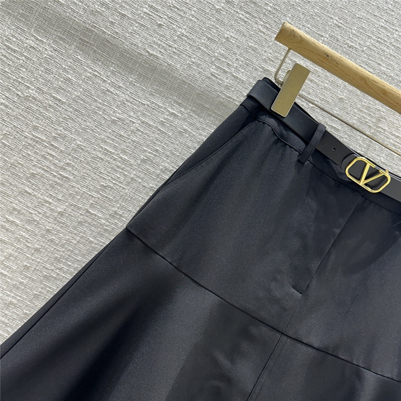 Va1e*ntin0 casual midi skirt replica d&g clothing