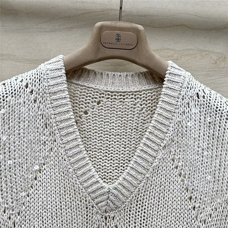 BC V-Neck Bat Sleeve Knit Vest