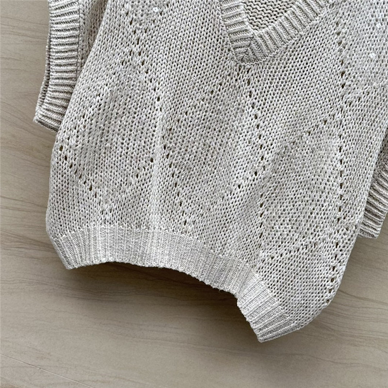 BC V-Neck Bat Sleeve Knit Vest