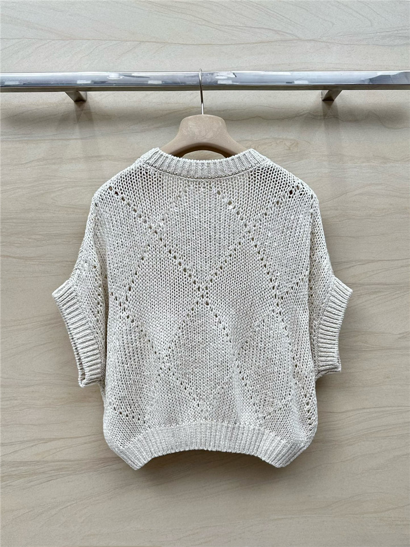 BC V-Neck Bat Sleeve Knit Vest