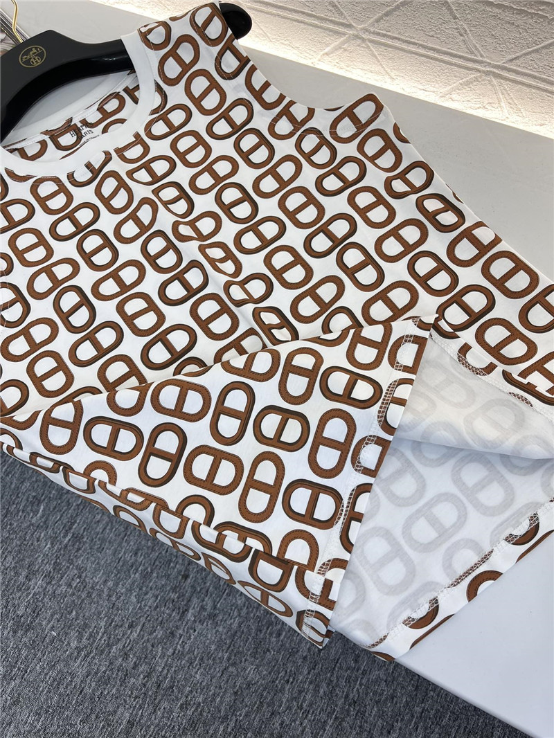 H**me5 pig nose vest   replica clothing sites