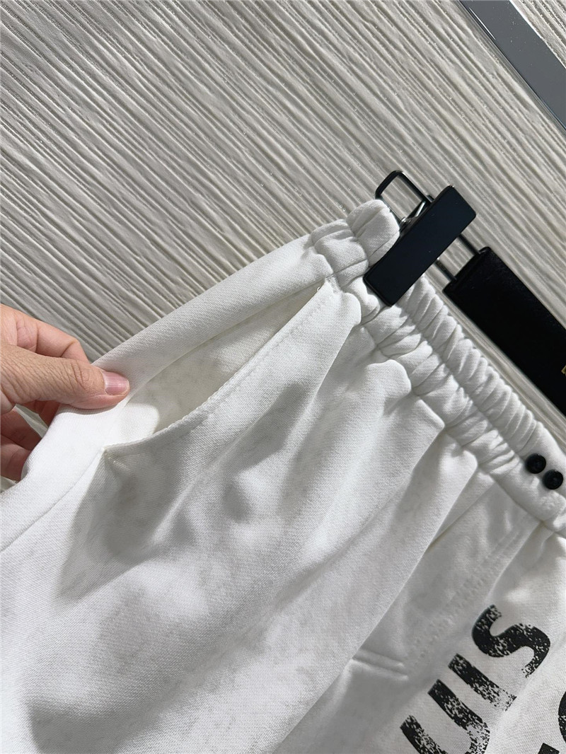 Louis Vuitton White Letter Print T-Shirt Sets