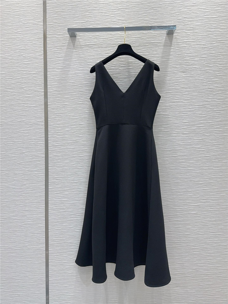 Va1e*ntin0 sundress replica designer clothing websites