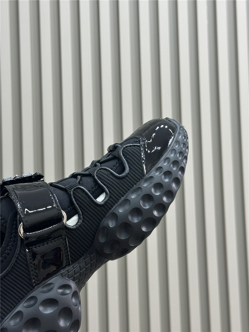 roger vivier D1am0nd buckle sneakers black