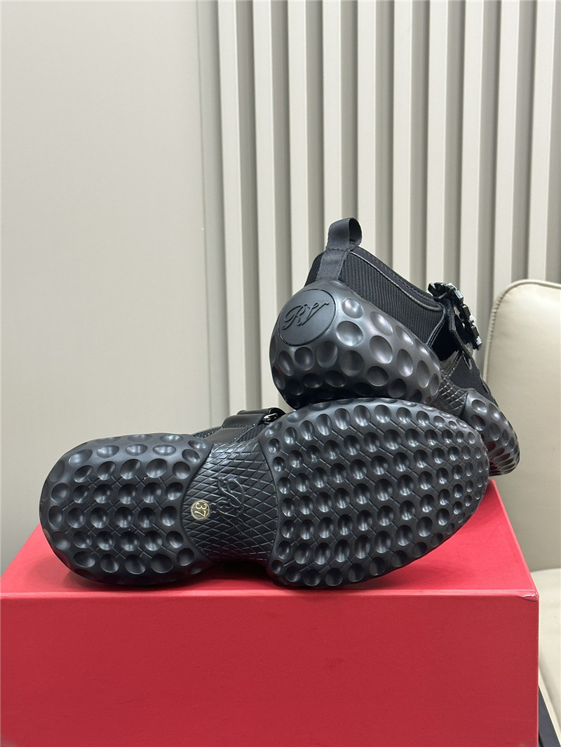 roger vivier D1am0nd buckle sneakers black