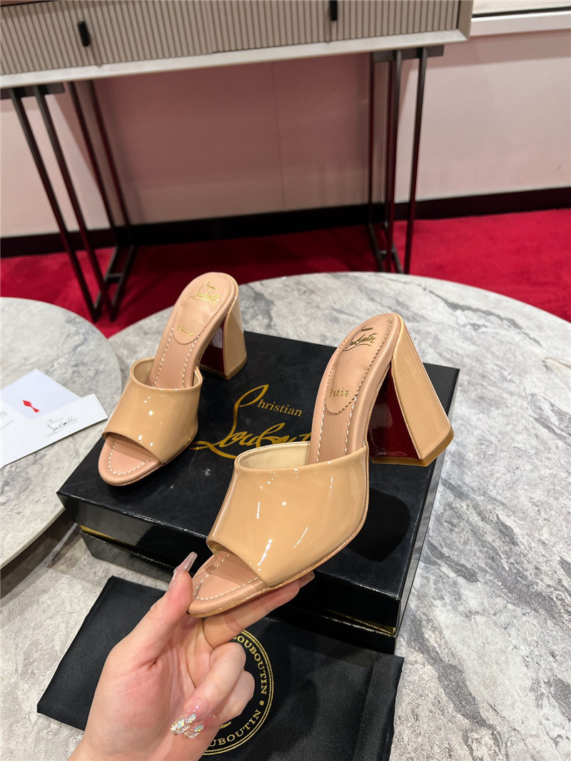 Chr1st1an louboutin beige square heel patent leather mules