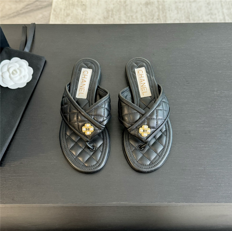 Ch**el tweed black flats flip flop