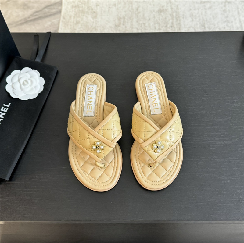 Ch**el tweed beige flats flip flop