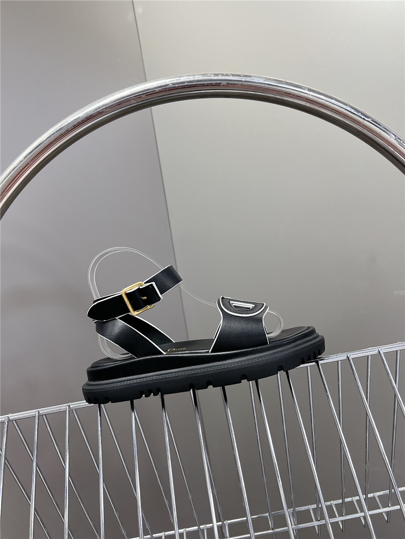 D10r d-club sandal women’s