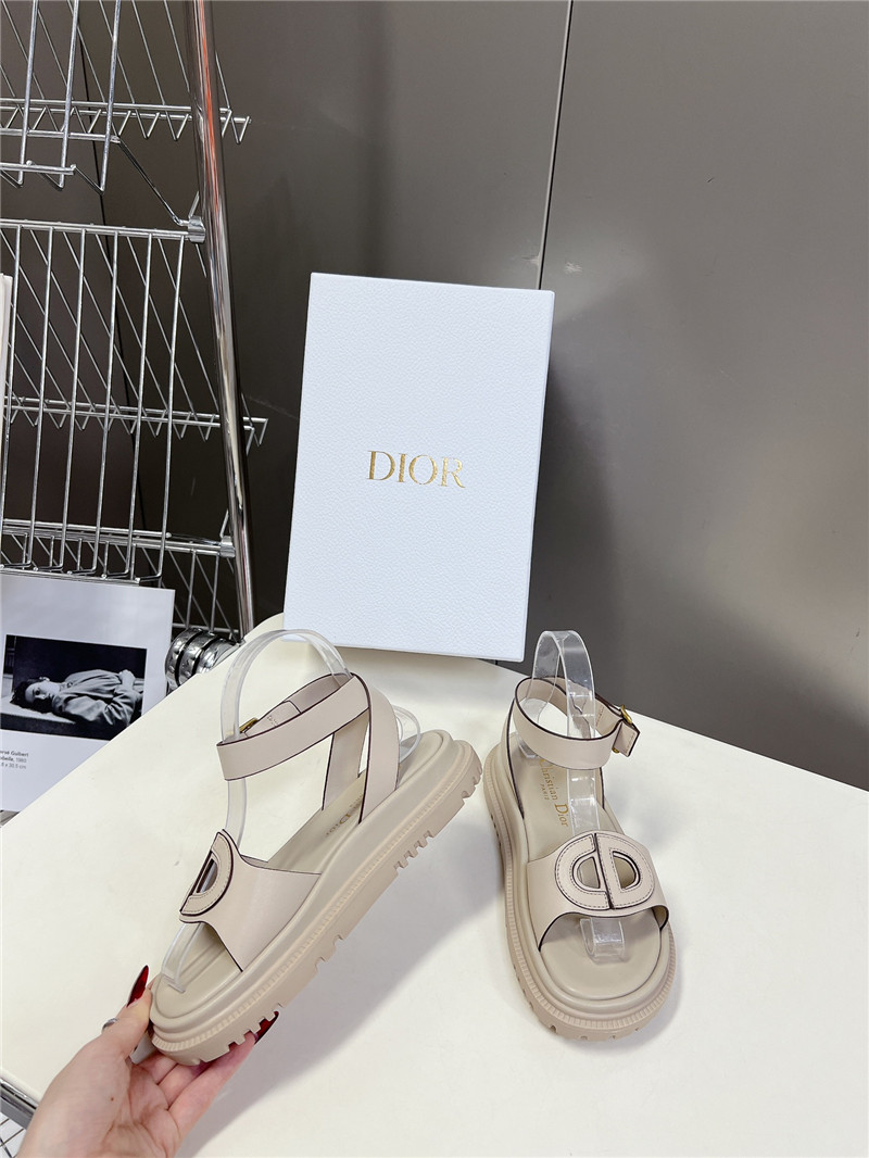 D10r d-club sandal beige