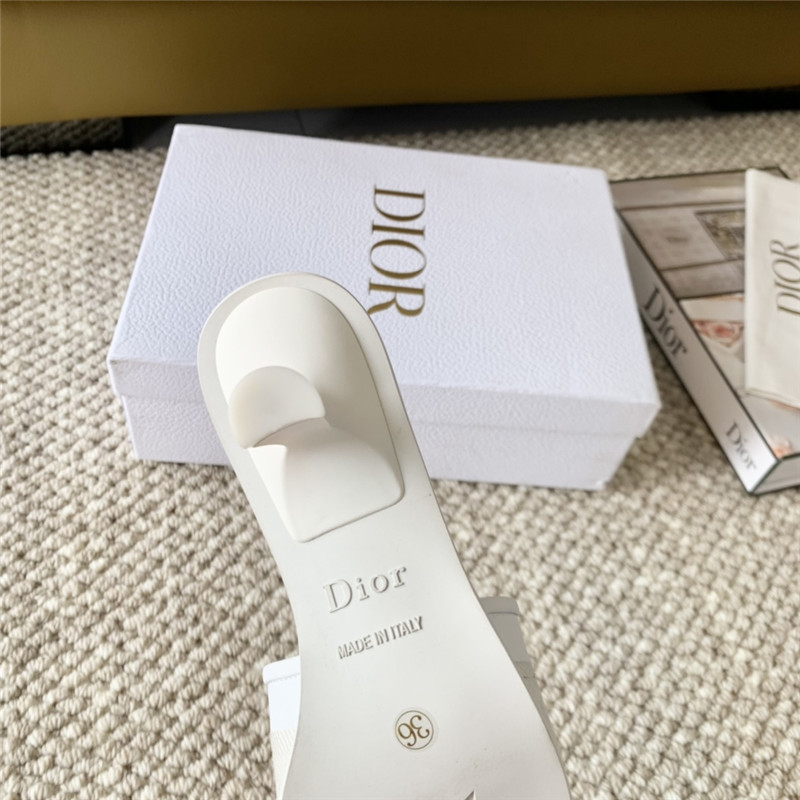 D10r dway heeled slide white