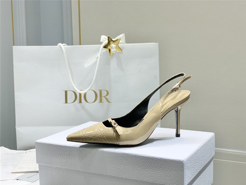 D10r slingback pointed toe pumps beige