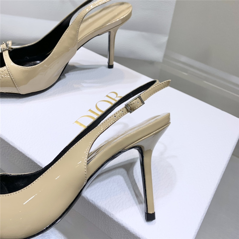 D10r slingback pointed toe pumps beige
