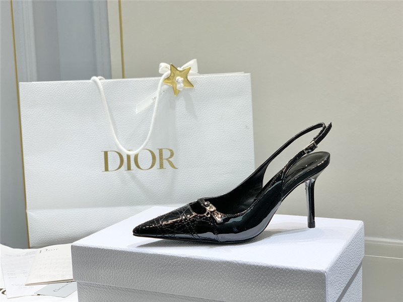 D10r slingback pointed toe pumps black