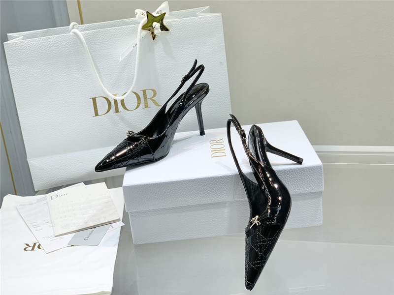D10r slingback pointed toe pumps black