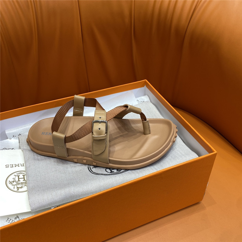 H**me5 inboard sandals beige