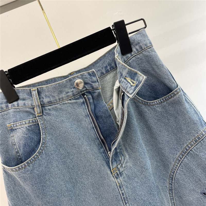 Chloé magnolia hollow embroidered denim skirt replica clothing