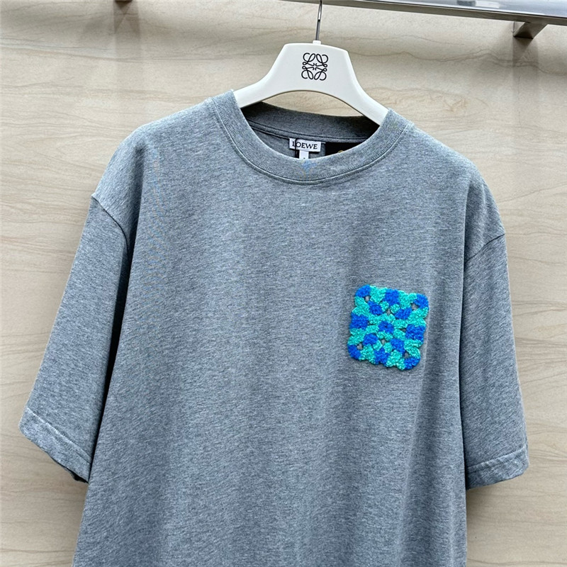 L0ew* toothbrush embroidered large logo t-shirt replica clothes