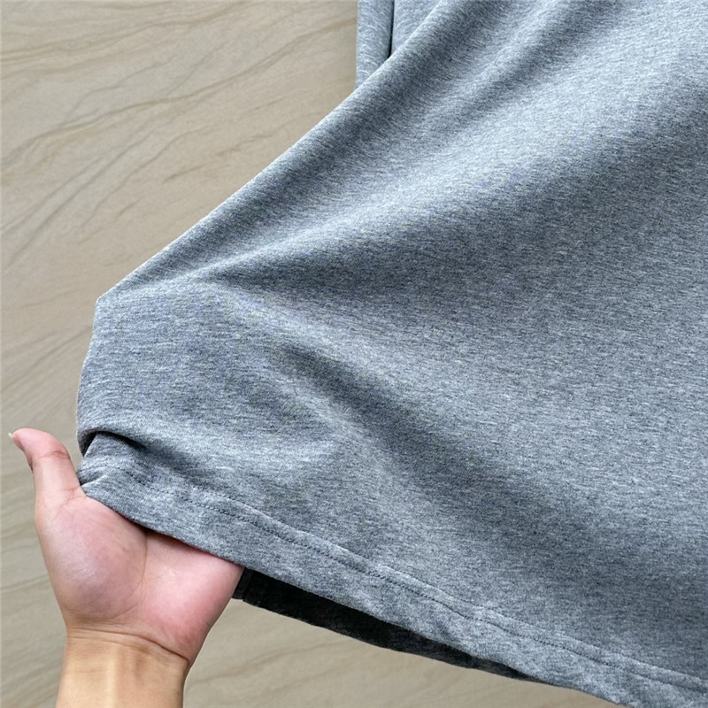 L0ew* toothbrush embroidered large logo t-shirt replica clothes