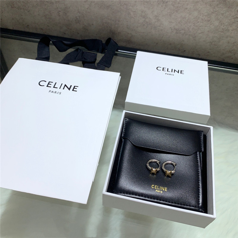 Ce1i*e triomphe star hoop earrings