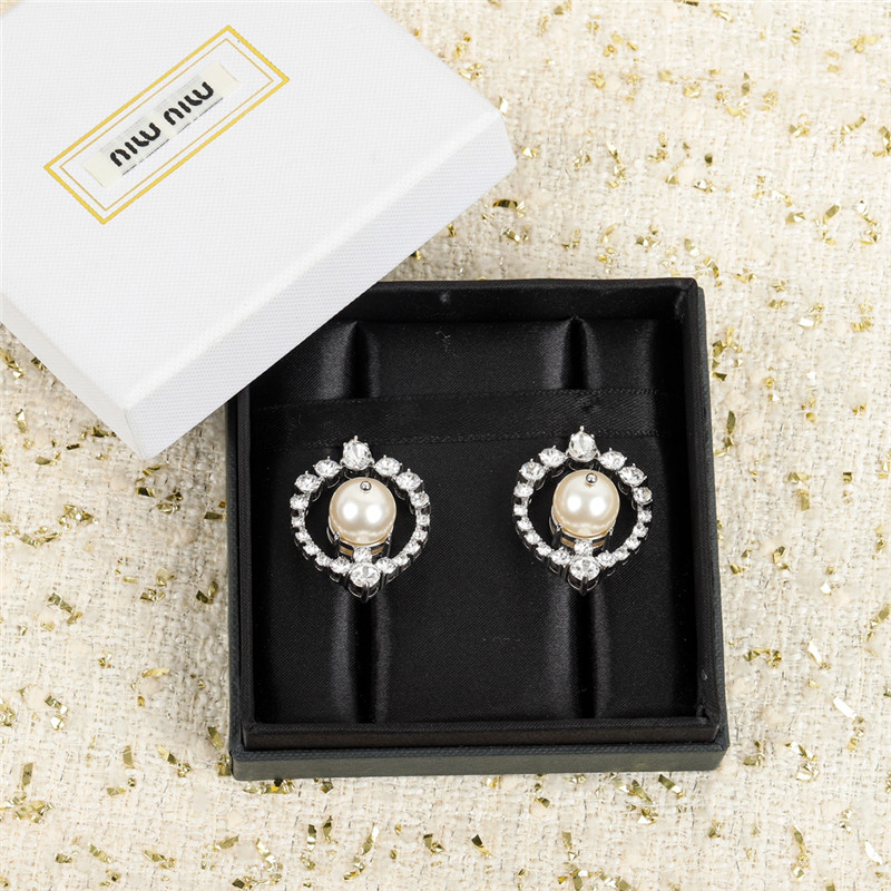 miumiu full diamond ear clips