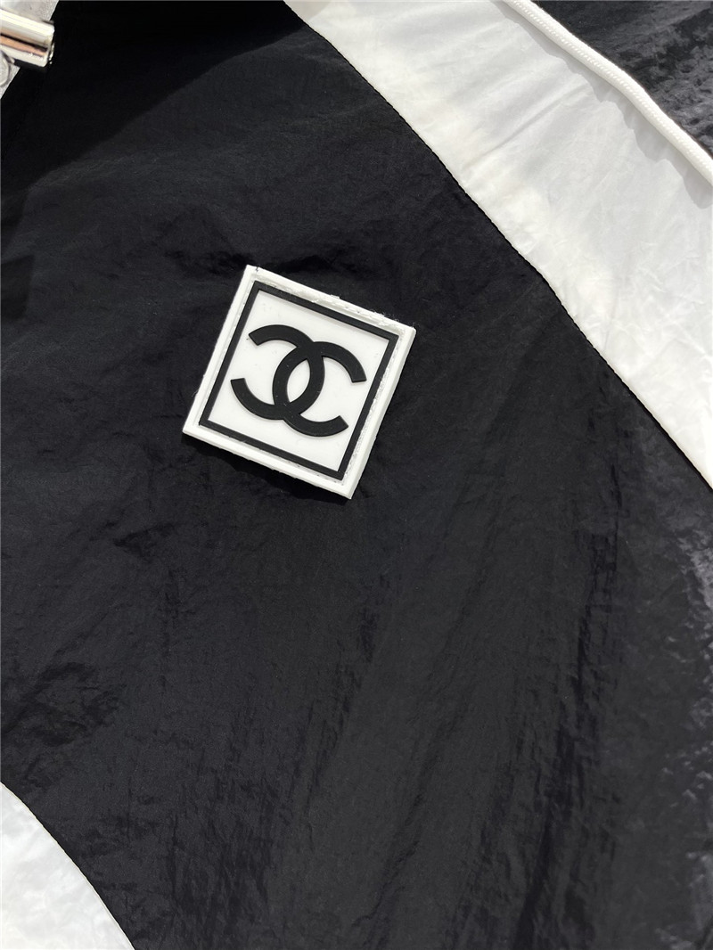 Chanel contrasting color jacket + shorts set replica clothes