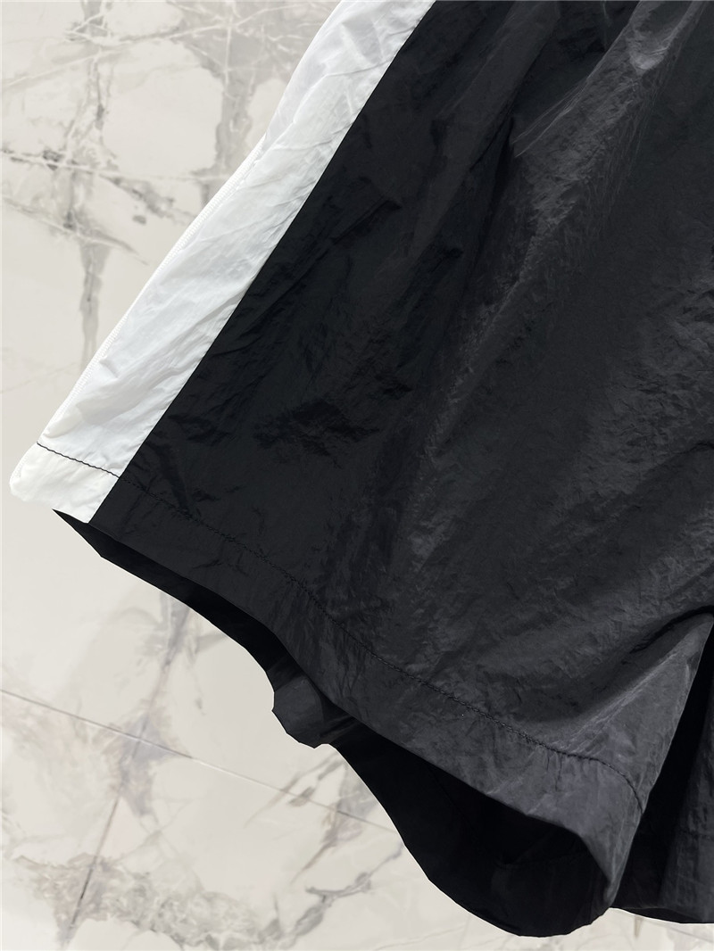 Chanel contrasting color jacket + shorts set replica clothes