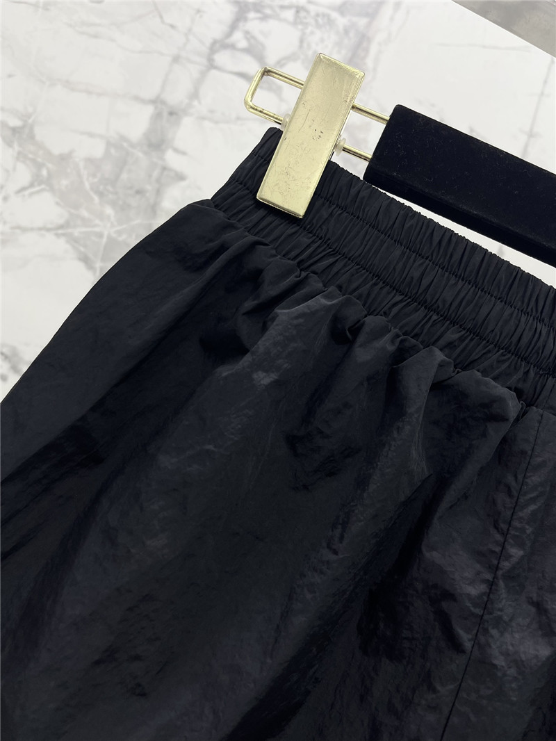 Chanel contrasting color jacket + shorts set replica clothes