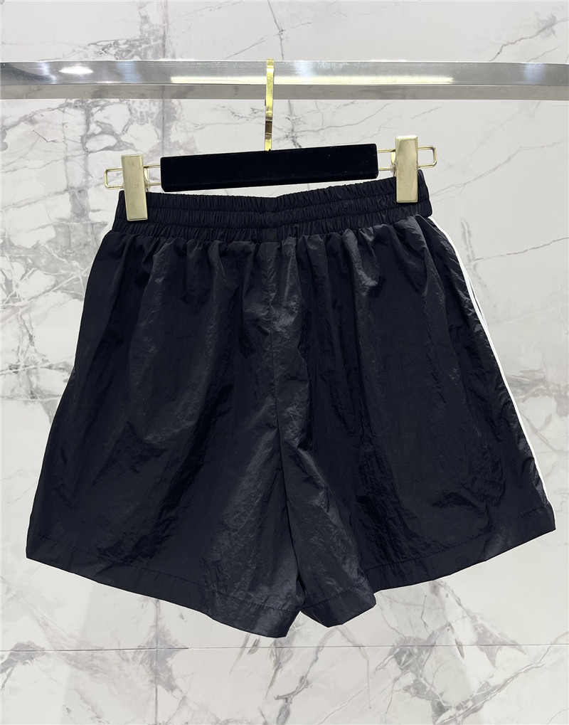 Chanel contrasting color jacket + shorts set replica clothes