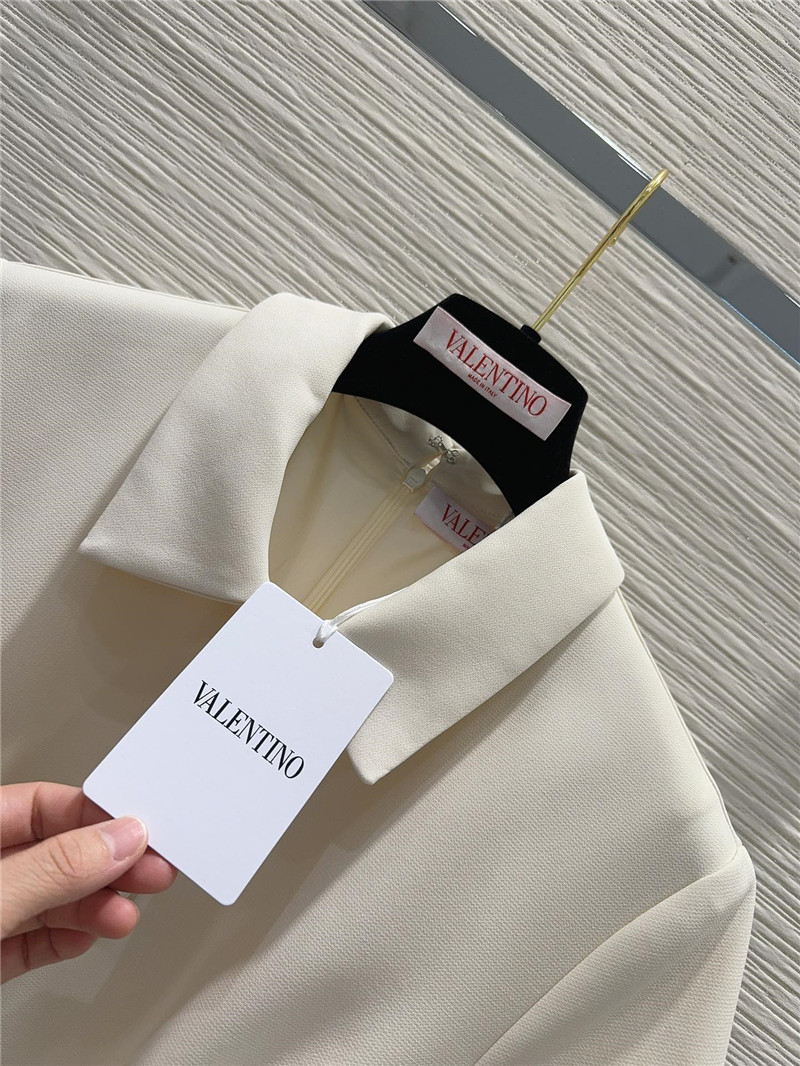 Va1e*ntin0 short sleeve dress replica designer clothes