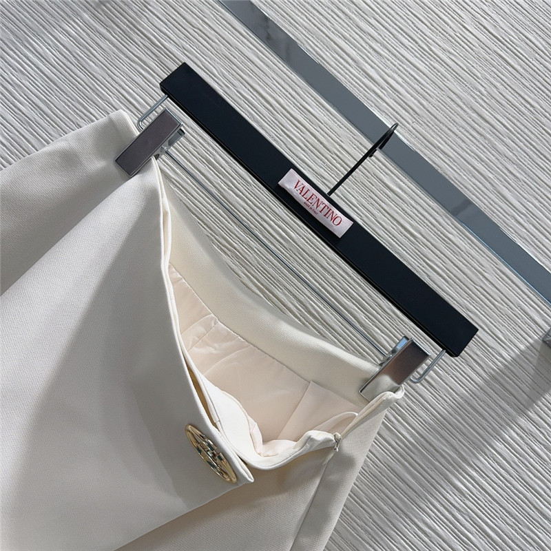 Va1e*ntin0 new culottes replica clothing sites