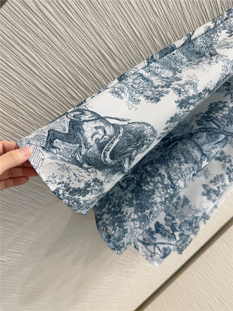 D10r versatile skirt cheap replica designer clothes