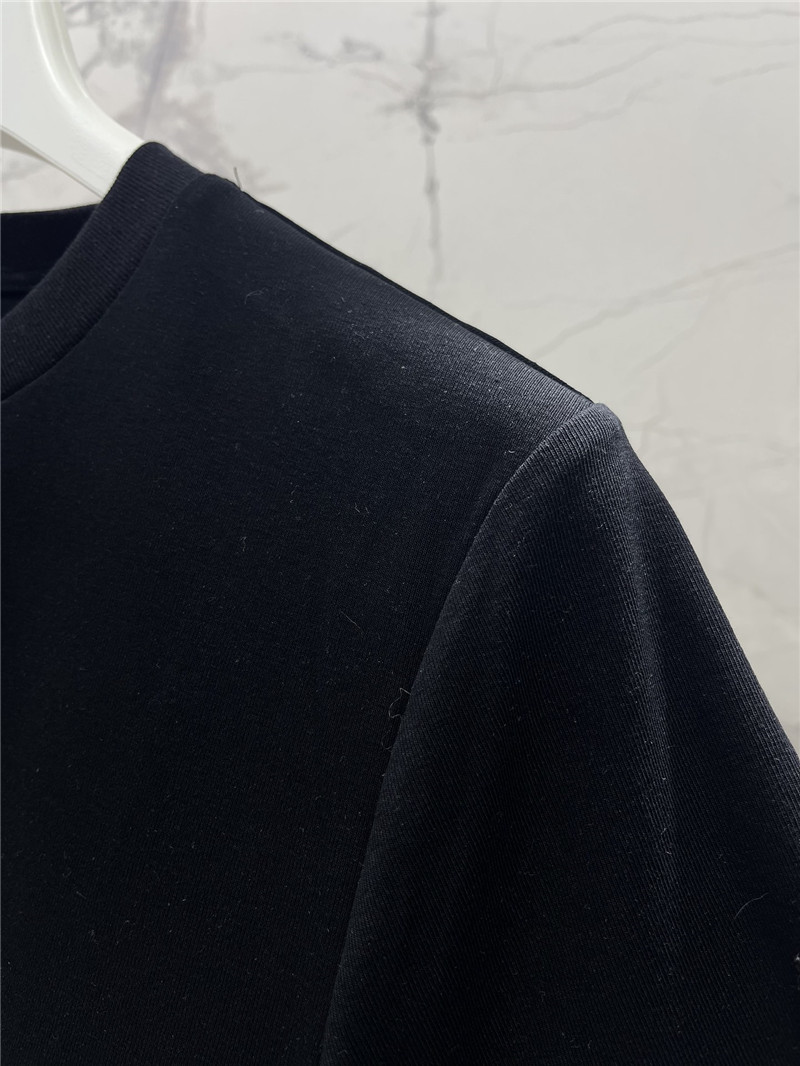 Bv*b*rry black pocket logo tee