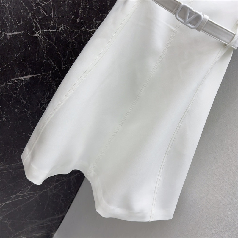 Va1e*ntin0 v-shaped belt short-sleeved dress replica clothes
