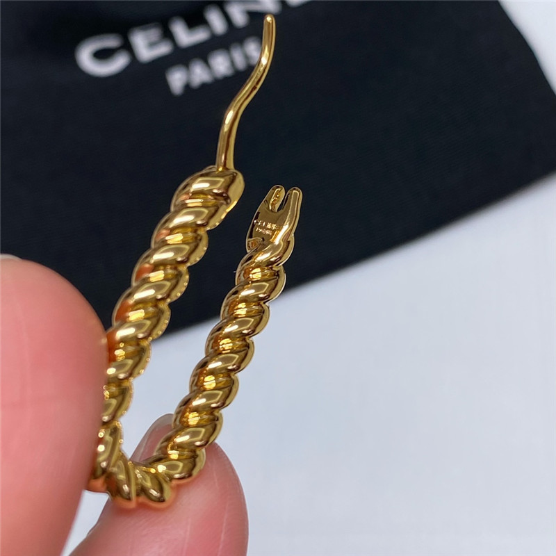 Ce1i*e twist earrings