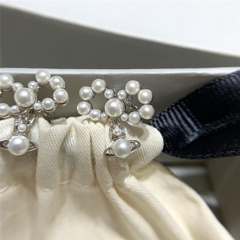 Vivienne Westwood Bow Saturn Stud Earrings