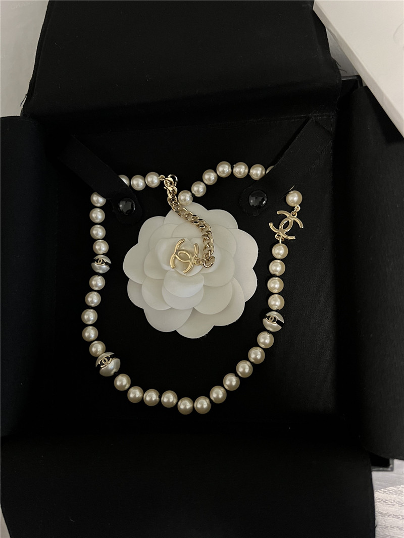 Ch**el black and white pearl necklace