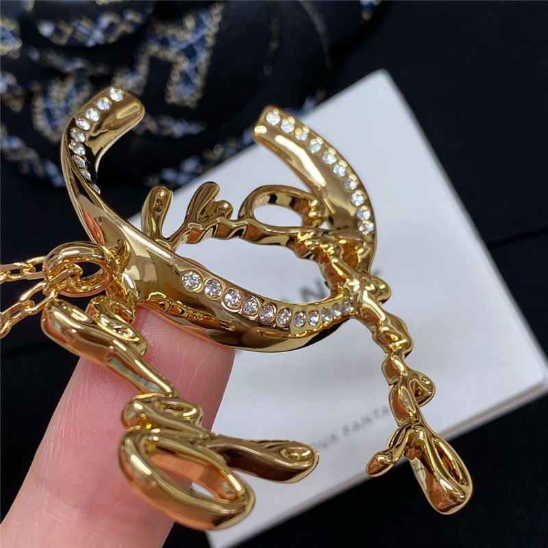 Ch**el rhinestone irregular necklace