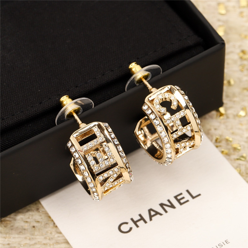 Ch**el letter earrings