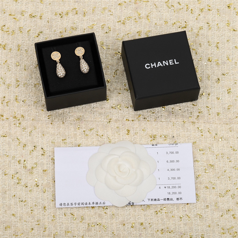 Chanel small double C logo earrings